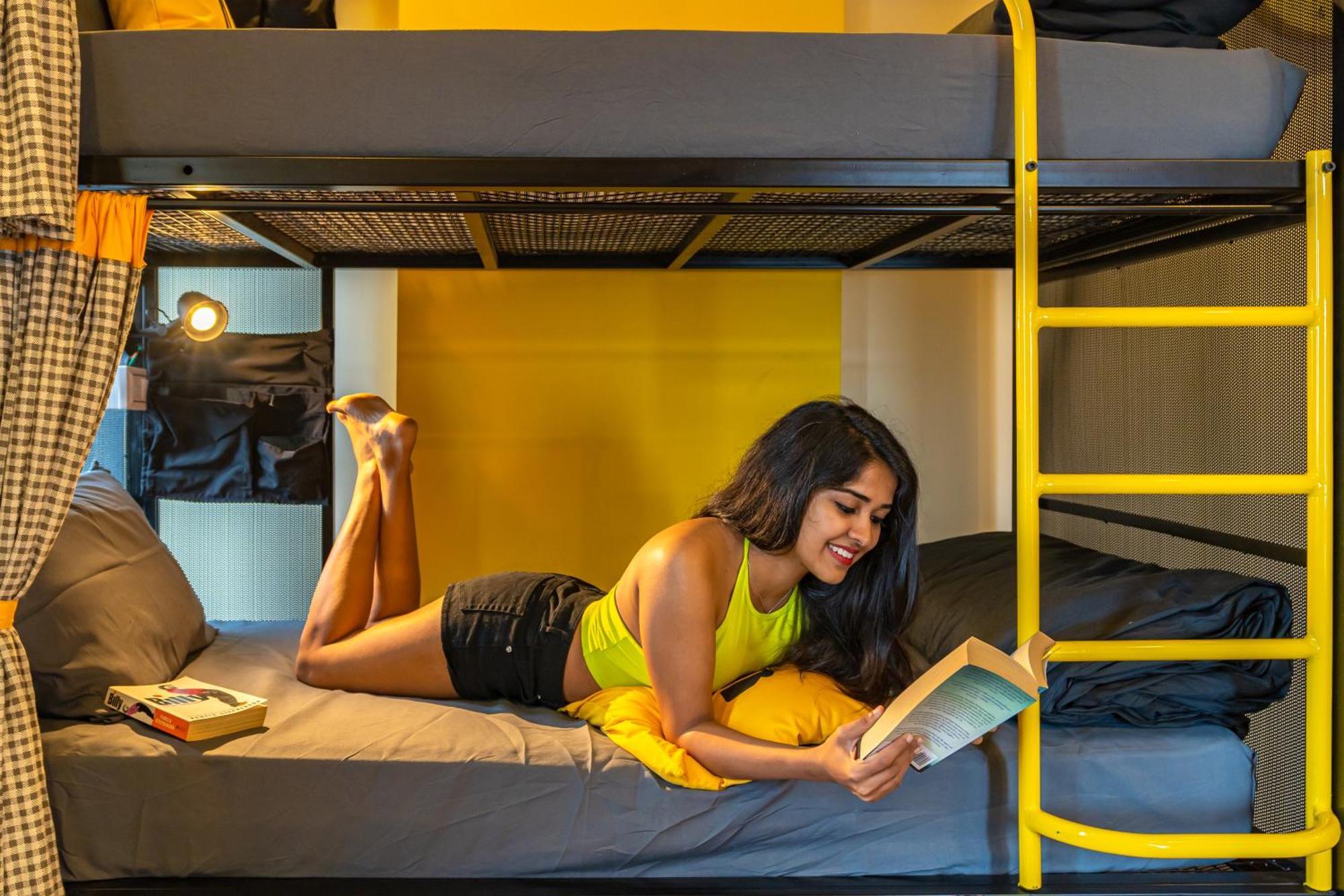 The Hosteller Bangalore, Brigade Road Room photo